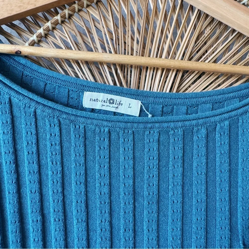 Natural Life Round Neck Ribbed Crop Sweater SZ L Teal Blue Green Cropped Top - Picture 2 of 4